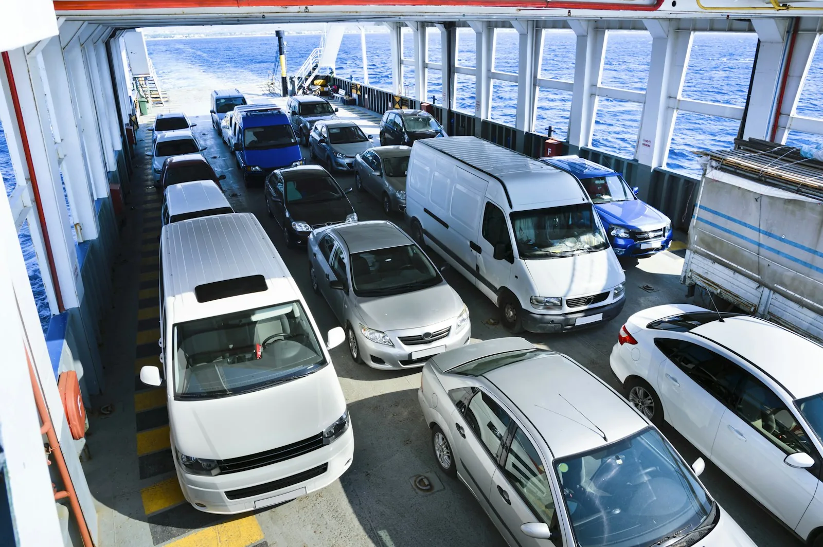 200 New Energy Vehicles: China → Poland → Ukraine